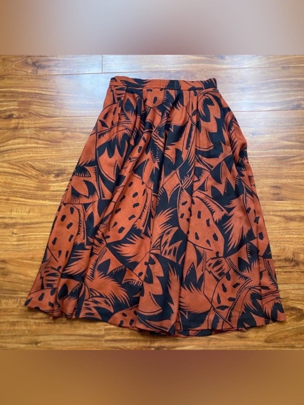 Vintage Womens Clay Brown Leaf Tribal Fit & Flare Midi Skirt Size Small Tropical